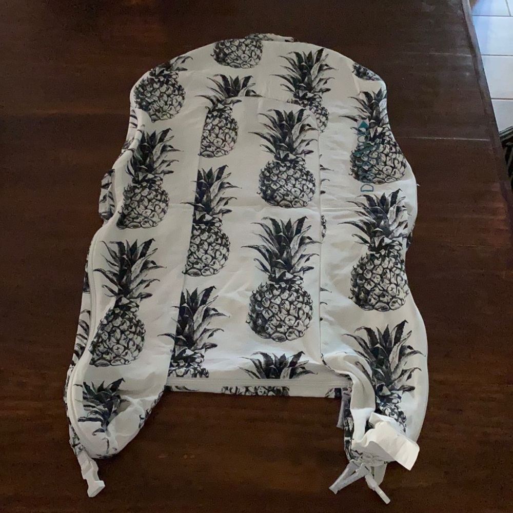 Dockatot Deluxe+ Pina Colada Cover